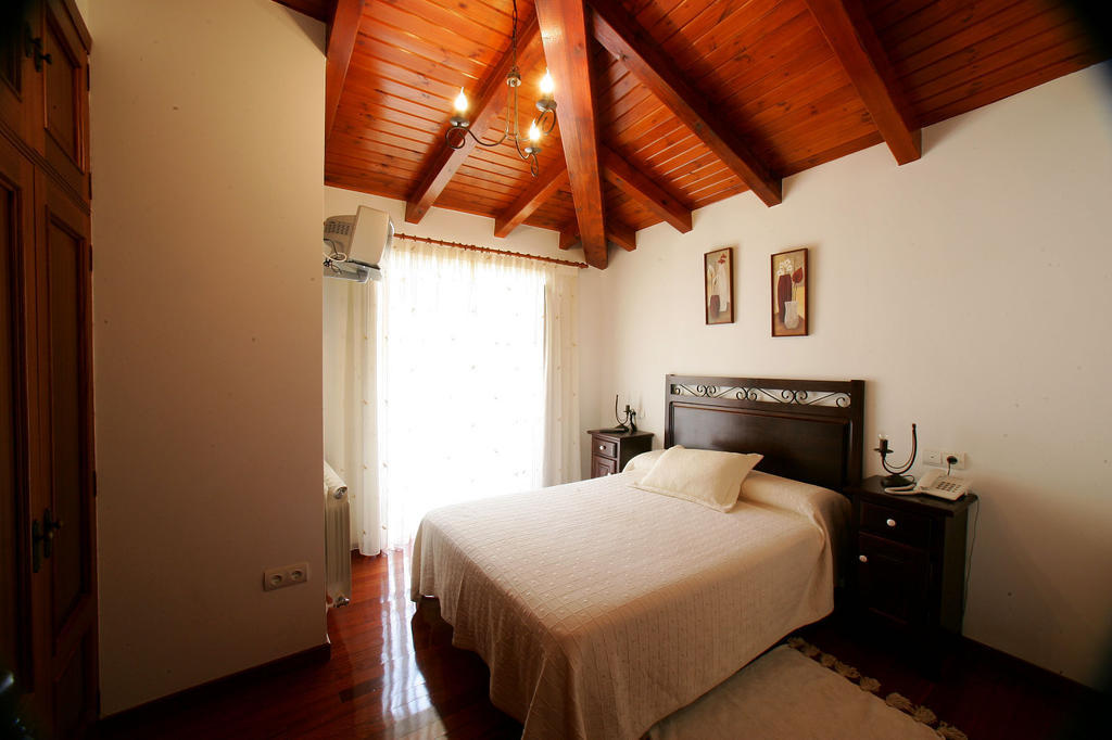 A Pousada Casa Da Botica A Estrada Os Casares Quarto foto